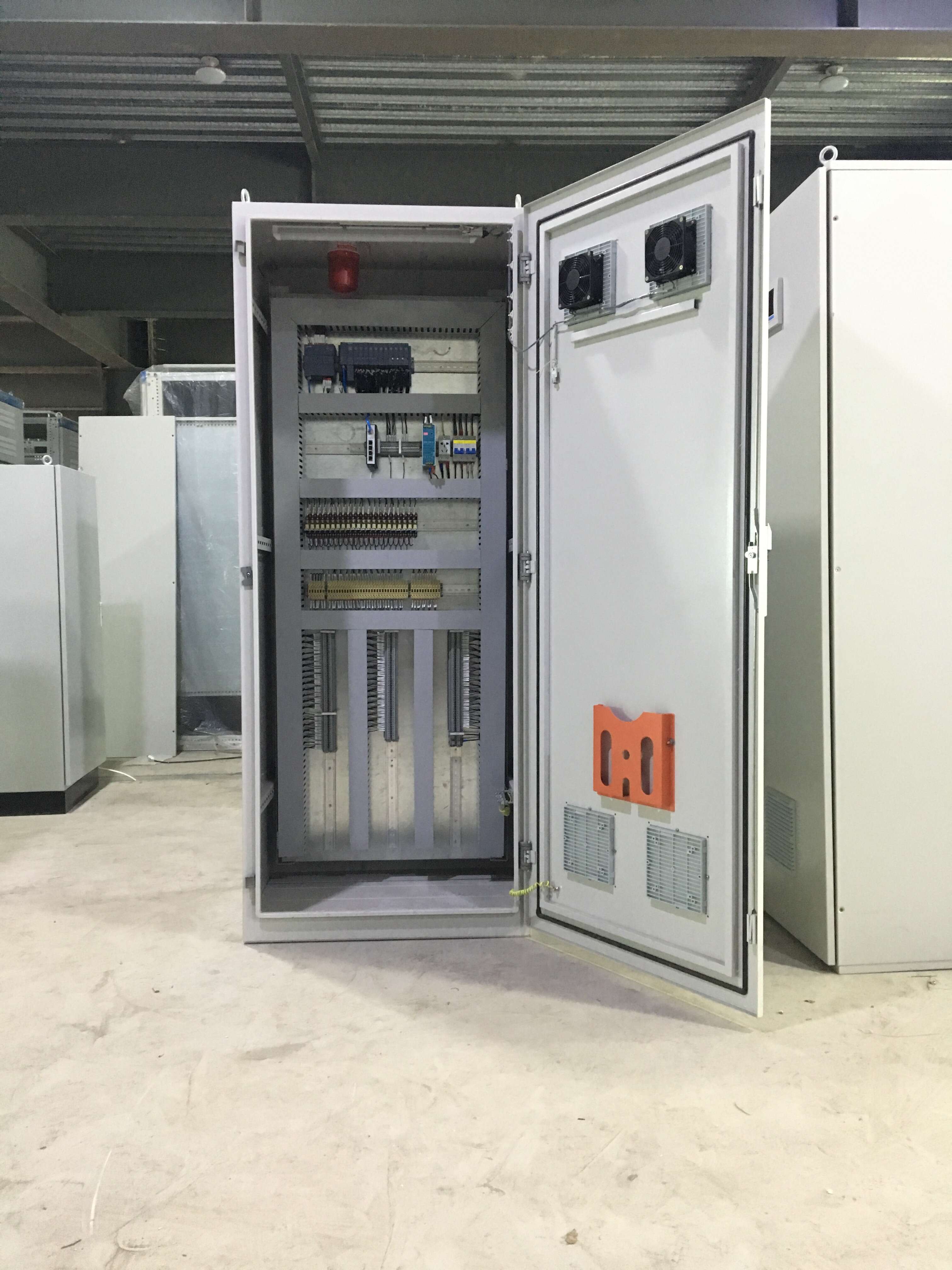 Distribution Cabinet4