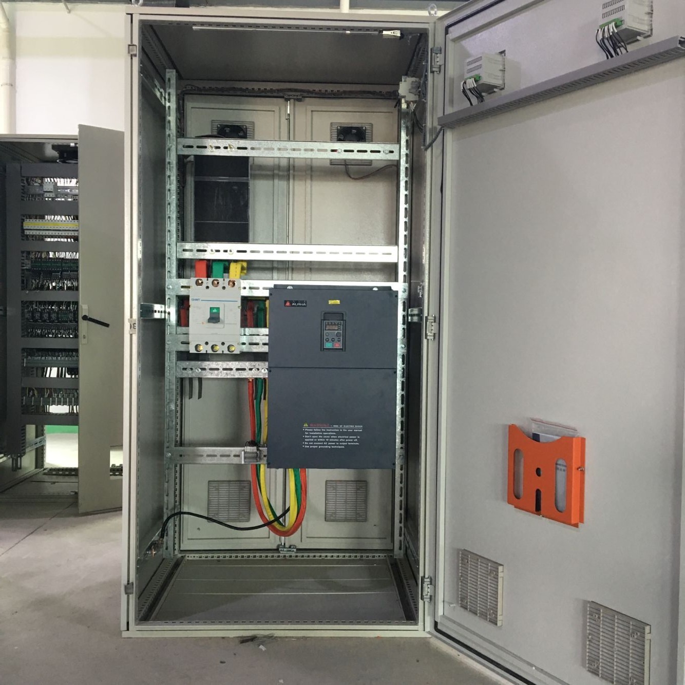 Branch cabinet1